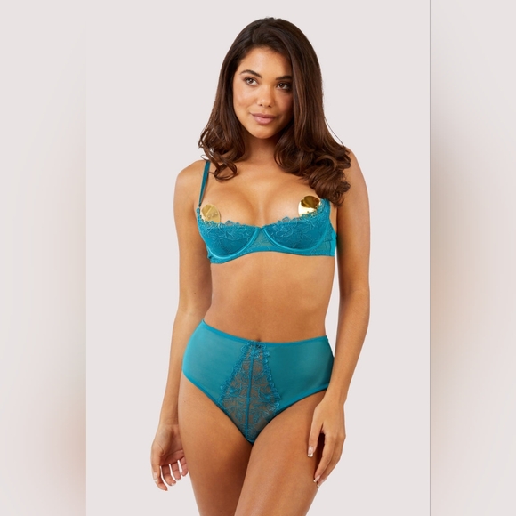 Playful Promises Black Plunge Bra 44H & High Waisted Panty Plus Size 22 - Picture 8 of 10